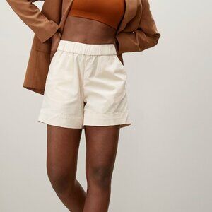 The Easy Short - Everlane (Bone)